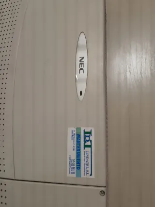 Centralita Telefónica NEC Blanca