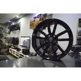 Juego de 4 Llantas 17 Pretor Black VW026