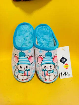 Ciabatte N°30 e 37 NUOVE. OFFERTA