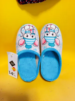 Ciabatte N°30 e 37 NUOVE. OFFERTA