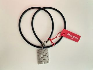 Collar Majorica acero y caucho