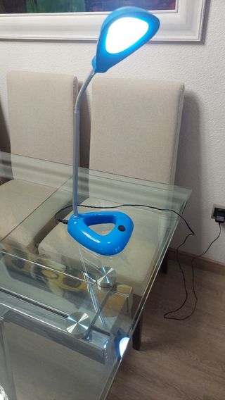 Flexo LED azul y blanco