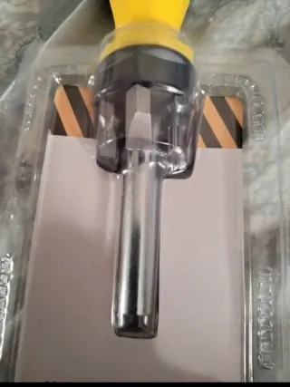 Destornillador 6 puntas intercambiables