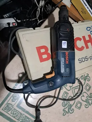 Taladro percutor Bosch GBH 2-24 DSE