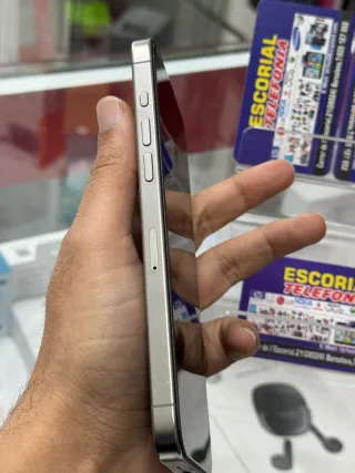 iPhone 15 Pro Max 256GB Plata