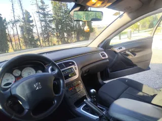 Peugeot 607 2006