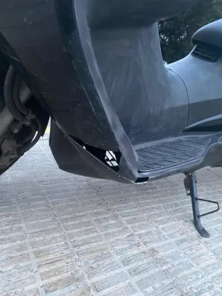 Maxi Scooter Suzuki Burgman AN250