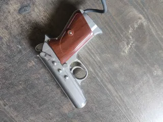 PlayStation 1 Sony con caja original y Tekken 3