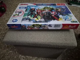 Puzzle Avengers Crazy Shapes 160 piezas nuevo