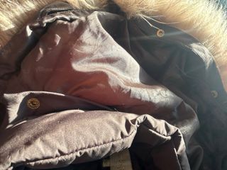 Giubbotto imbottito con cappuccio