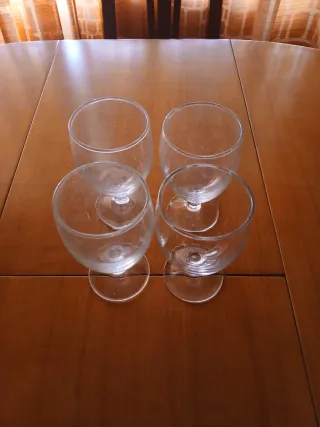 Set di 4 bicchieri di acqua in cristallo