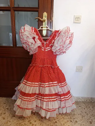 Traje de flamenca para niña
