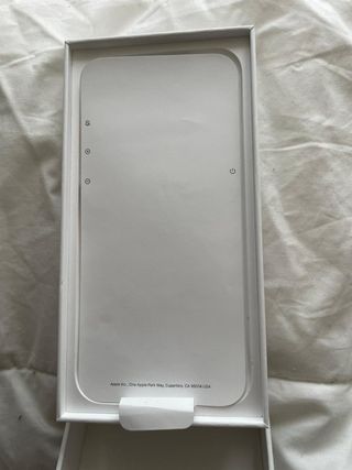 Caja iPhone 15 Pro Max - Muy buen estado