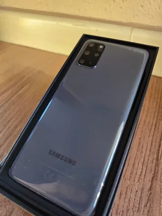 Samsung Galaxy S20+ 5G con scatola e custodia
