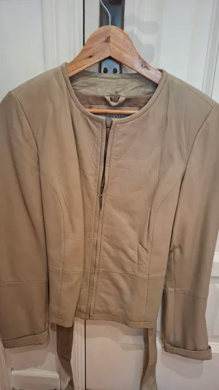 Chaqueta de piel Zara Beige