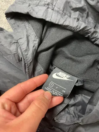 ¡¡OFERTA!! Talla S Chaqueta Nike Impermeable