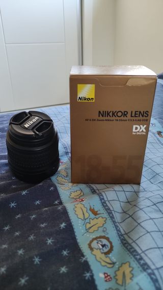 Nikon D3200 con Objetivo 18-55mm f/3.5-5.6G II