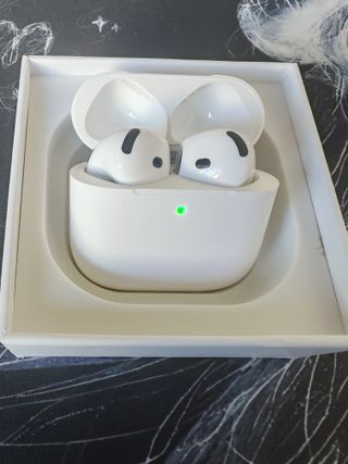 Airpods 4