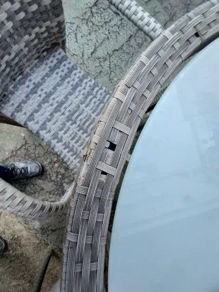 Mesa con cristal d 1 metro y 4 Sillas Exterior Mim