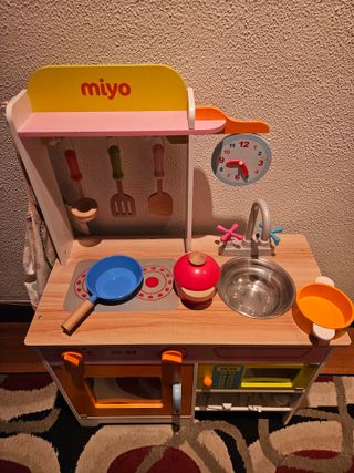 Cocina de madera infantil Miyo