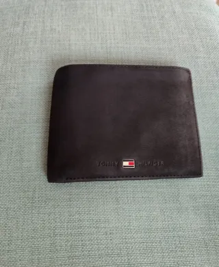 Cartera Tommy Hilfiger Negra Nueva