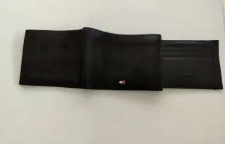 Cartera Tommy Hilfiger Negra Nueva