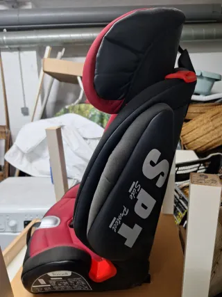 Silla de coche Bonarelli roja