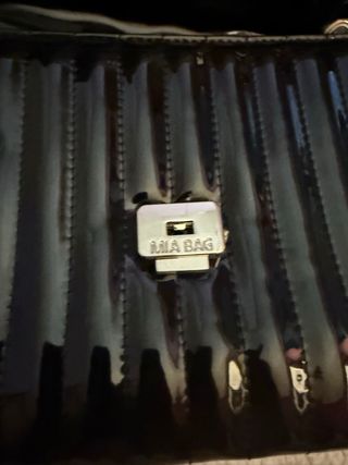 Borsa Mia Bag nera trapuntata con catena