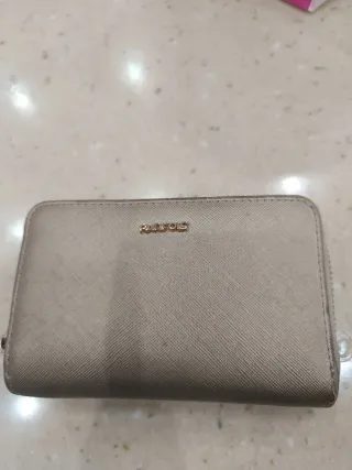 Cartera Parfois dorada pequeña