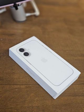 IPHONE 16 128GB BIANCO PRECINTATO