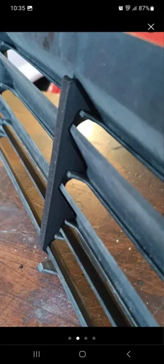 Soporte parrilla delantera r5 gt turbo