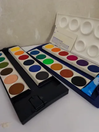 Caja de acuarelas Pelikan K24