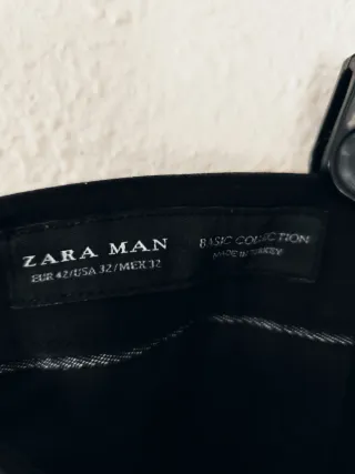 Pantalones de color negro para Hombres de Zara