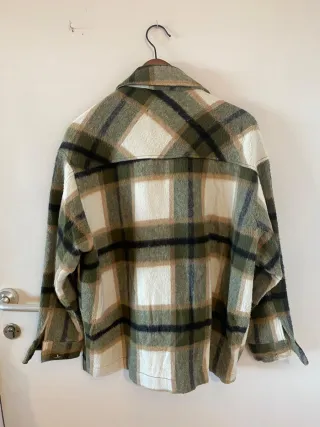 Chaqueta Zara cuadros verde y beige