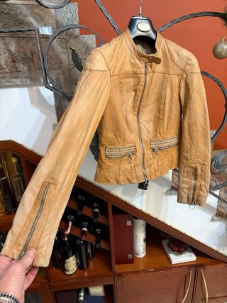 Giubbino donna pelle invecchiata naturalmente