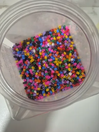 Caja Hama Beads con Plantillas y Accesorios