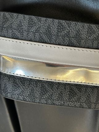 Ciabatte Michael Kors nere e argentate