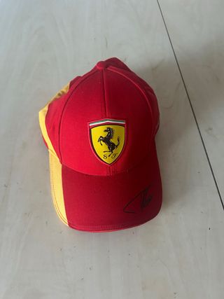 Gorra Ferrari roja Fernando Alonso nueva