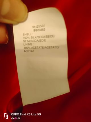 Abrigo Seda Rojo. Totalmente forrado.