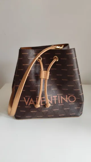 Bolso y cartera VALENTINO
