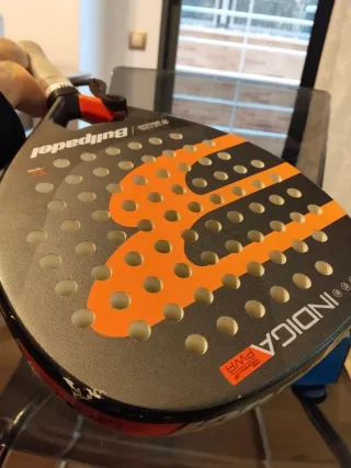 Pala pádel Bullpadel + zapatillas Joma 41