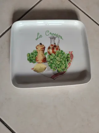 Piatto in ceramica decorato