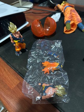 Goku Gashapon Figura