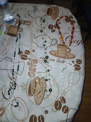 Collares elegantes mujer