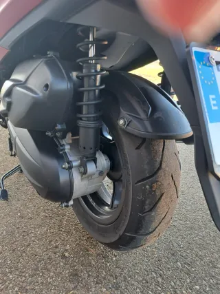 KYMCO SUPER DINK 125cc Roja