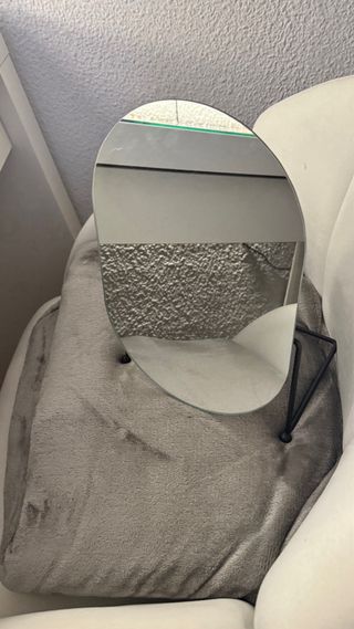 Specchio da tavolo in metallo e vetro