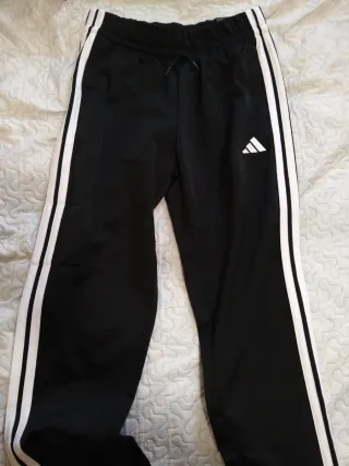 Conjunto deportivo Adidas Talla 13-14