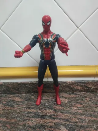 Muñeco Spiderman Marvel