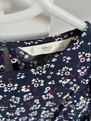 Vestido estampado floral azul