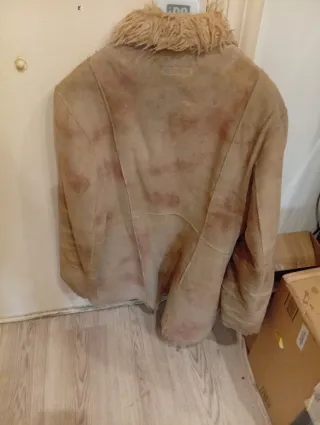 Abrigo beige con forro de pelo